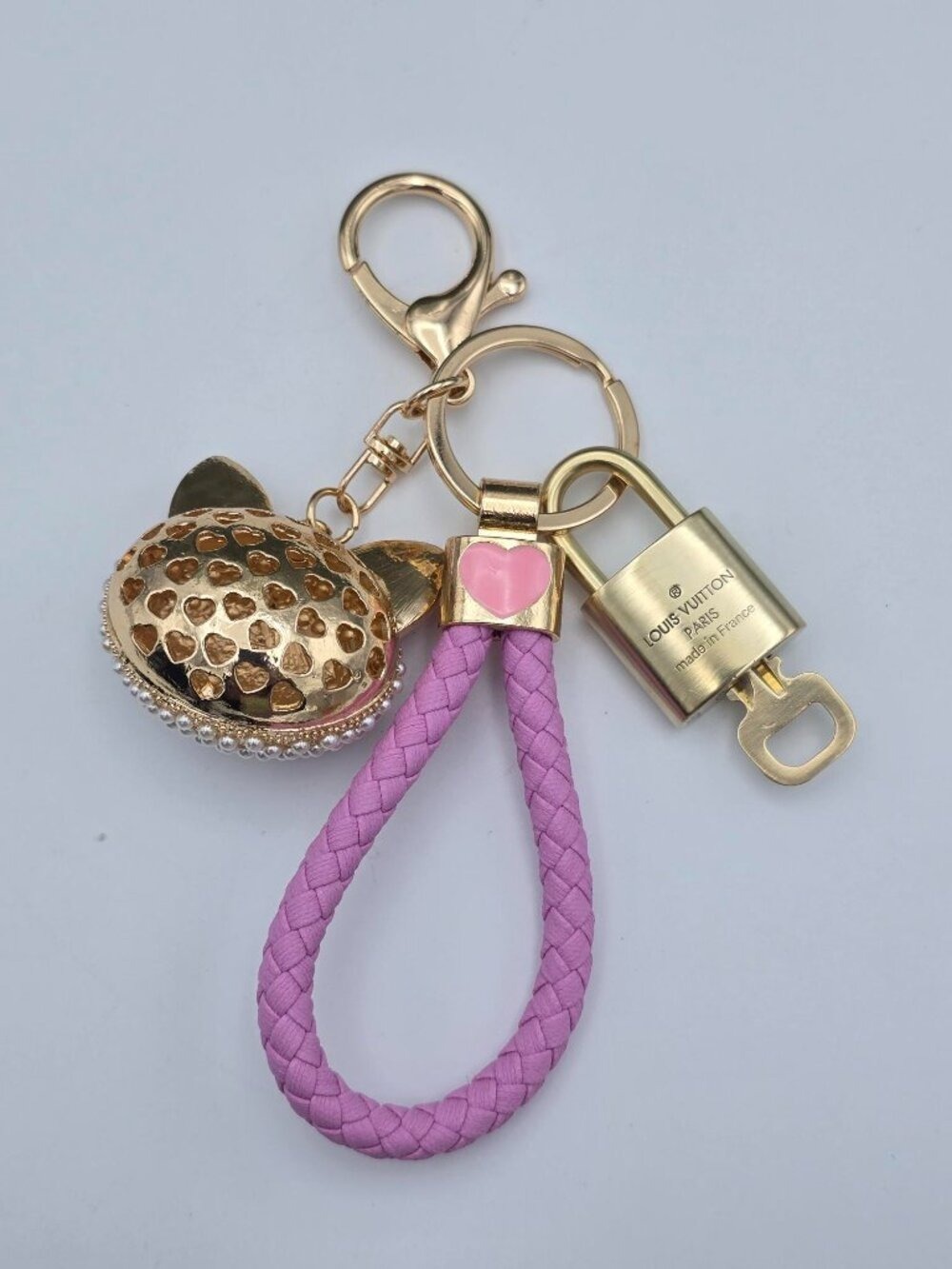 Authentic Louis Vuitton Gold Lock 🔒 Unbranded Fox Head Keychain Bag Charm LV - Picture 5 of 9